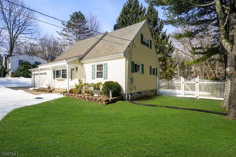 Spacious Cape with Curb Appeal