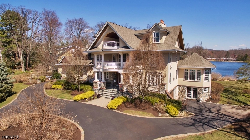 Lakefront Luxury