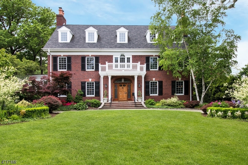 376 Ridgewood Ave, Glen Ridge Boro Township, NJ 07028