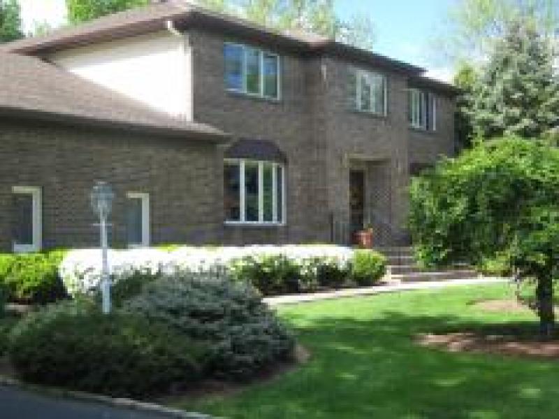 Florham Park Boro, NJ - $765,000
