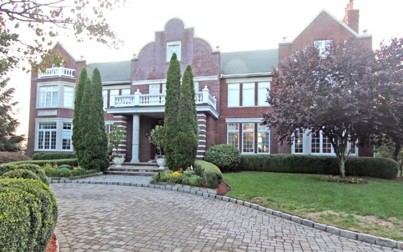 Livingston Twp., NJ - $3,680,000
