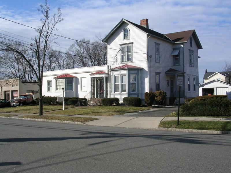 Caldwell Boro Twp., NJ - $989,000