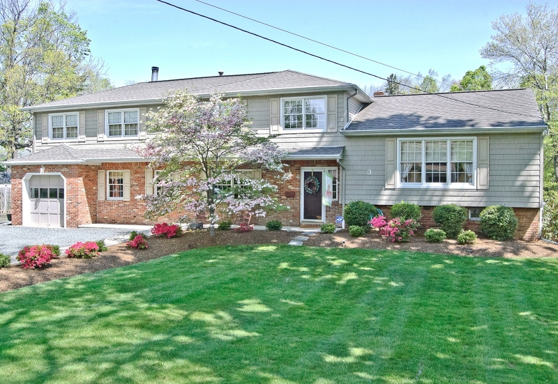 Florham Park Boro, NJ - $749,900