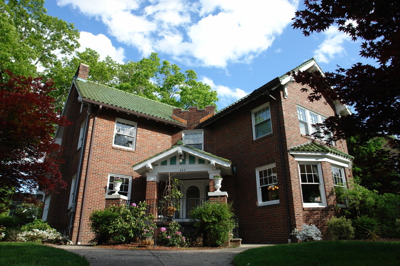 Maplewood Twp., NJ - $820,000