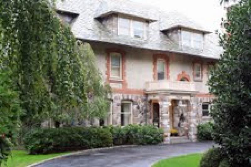 Millburn Twp., NJ - $3,250,000