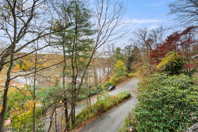 Ringwood Boro, NJ 07456,324 Cupsaw Dr