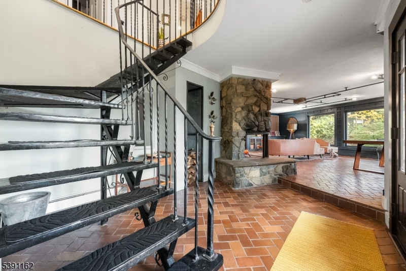 Ringwood Boro, NJ 07456,324 Cupsaw Dr