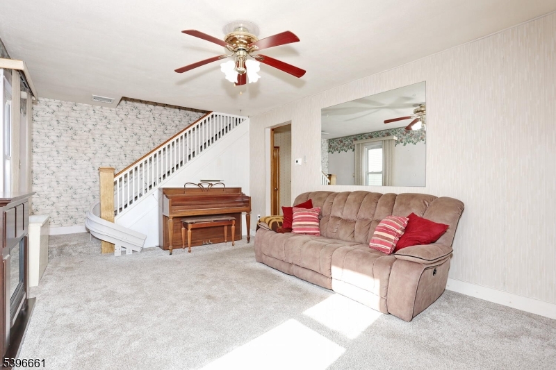 Hawthorne Boro, NJ 07506,128 9Th Ave