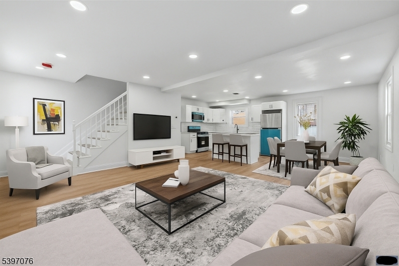 East Orange City, NJ 07018,510 Halsted St