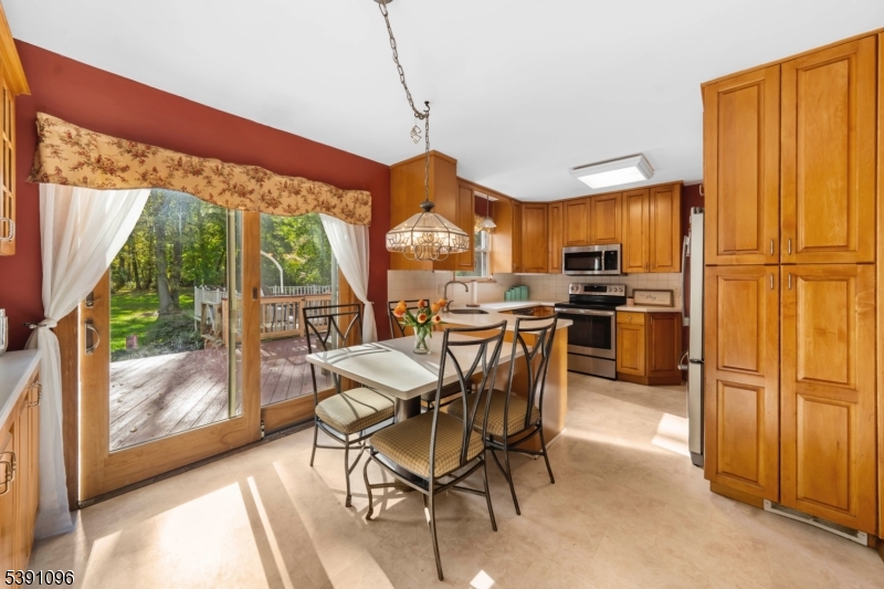 Clark Twp., NJ 07066,107 Meadow Rd