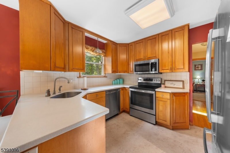 Clark Twp., NJ 07066,107 Meadow Rd