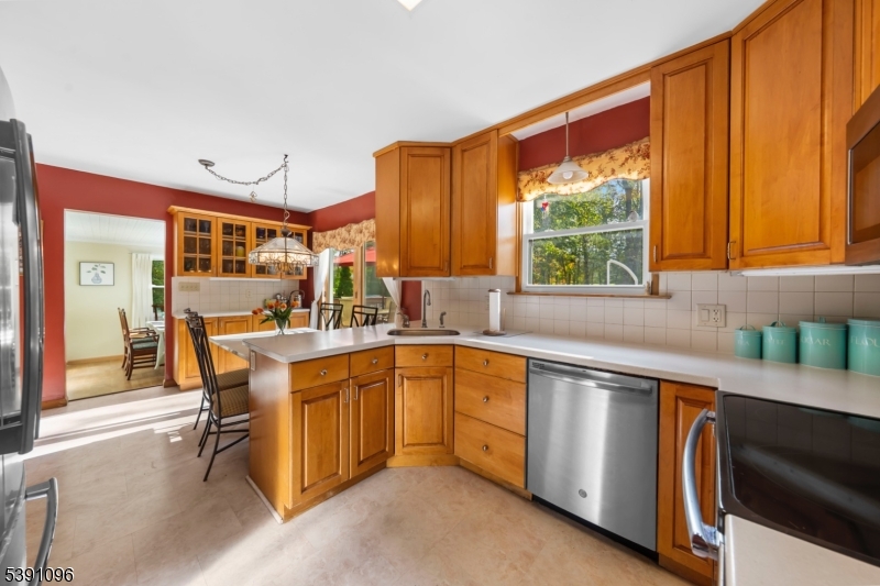 Clark Twp., NJ 07066,107 Meadow Rd