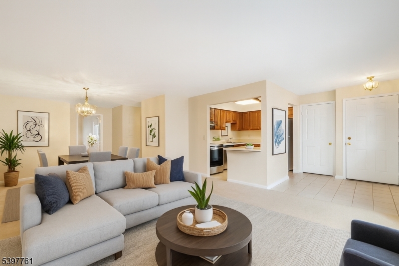 41 Smithfield Ct, Bernards Twp., NJ 07920