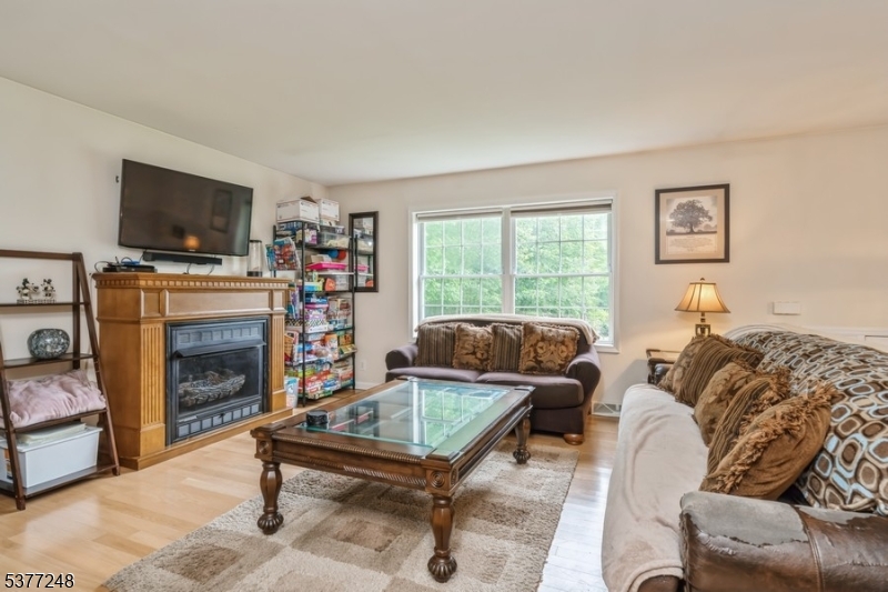 Stillwater Twp., NJ 07860,903 Twin Oaks Rd