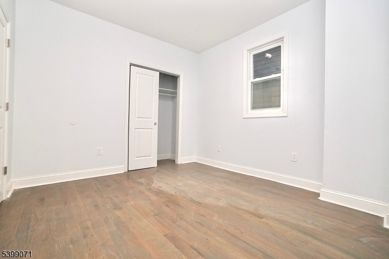 Newark City, NJ 07108,216 Peshine Ave