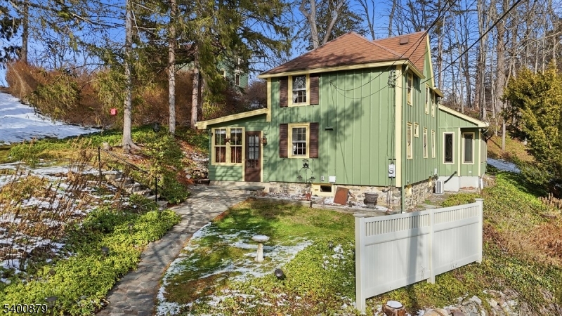 White Twp., NJ 07823,737 Water St