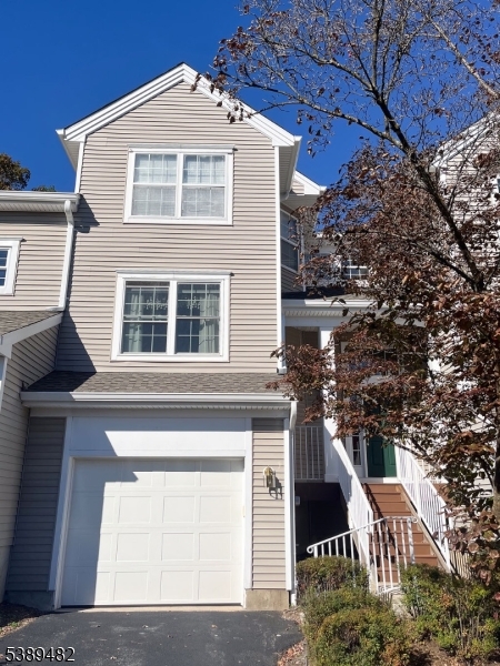 3 Woodmont Dr, Randolph Twp., NJ 07869