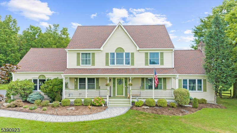 138 Featherbed Ln, Raritan Twp., NJ 08822