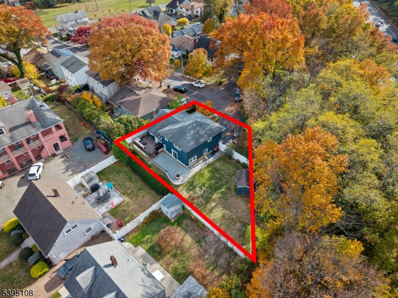 Nutley Twp., NJ 07110,156 Margaret Ave