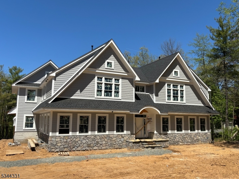 159 Oakwood Dr, New Providence Boro, NJ 07974