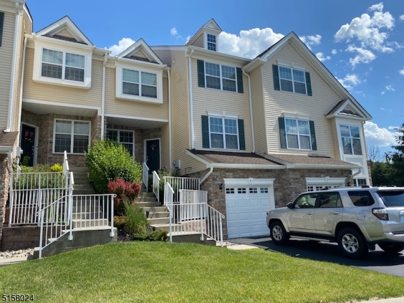 Mount Olive Twp., NJ 07828,4 Greenwich Ct