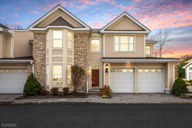 Metuchen Boro, NJ 08840,4 Ayers Ct