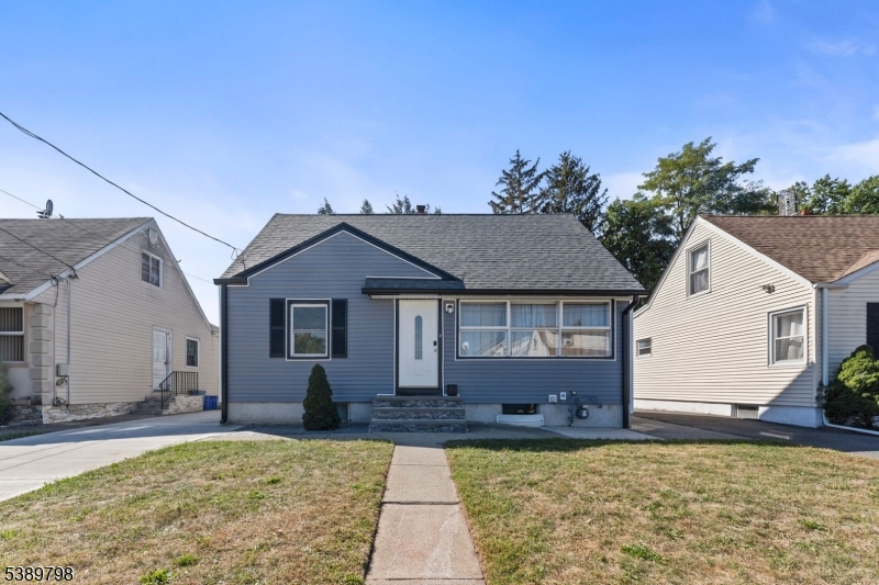 49 Ackerson Pl, Passaic City, NJ 07055