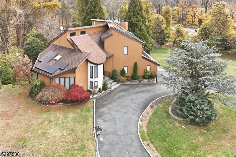 1605 Justin Pl #1, Mountainside Boro, NJ 07092