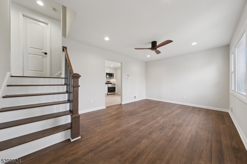 Garwood Boro, NJ 07027,565 Willow Ave