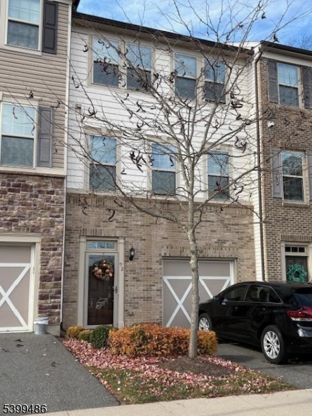 92 Albert Ct, Randolph Twp., NJ 07869