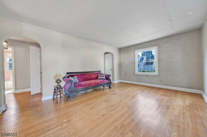 Union Twp., NJ 07083,99 Burke Rd