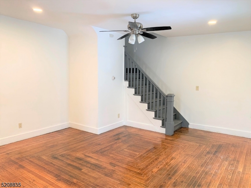 Franklin Boro, NJ 07416,6-8 Cork Hill Rd #4