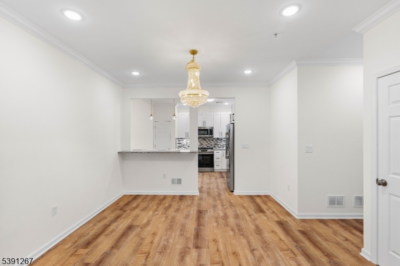 Piscataway Twp., NJ 08854,118 Forest Dr #118