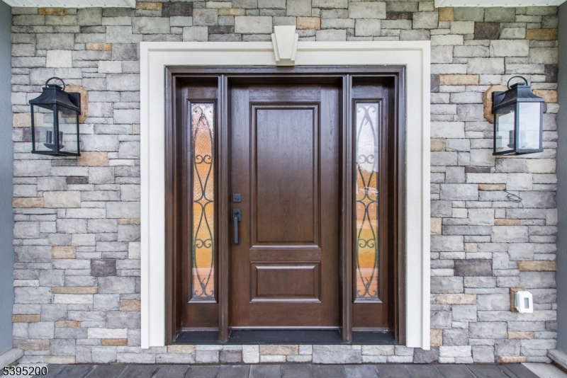 Fairfield Twp., NJ 07004,20 West Dr