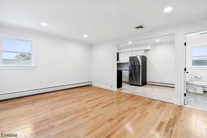 3 Witherspoon St Unit 2, Nutley Twp., NJ 07110