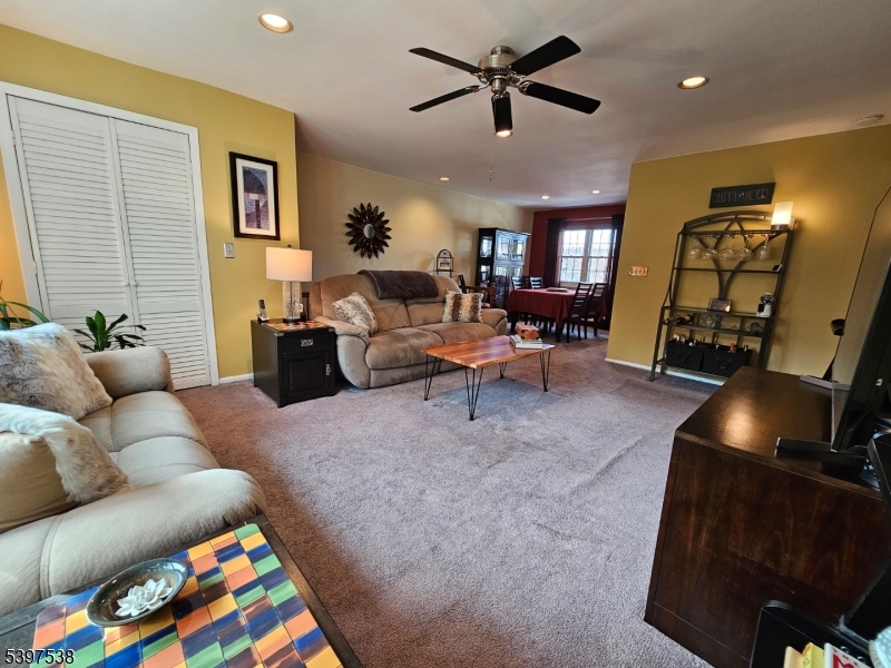 Verona Twp., NJ 07044,18 Wedgewood Dr #28