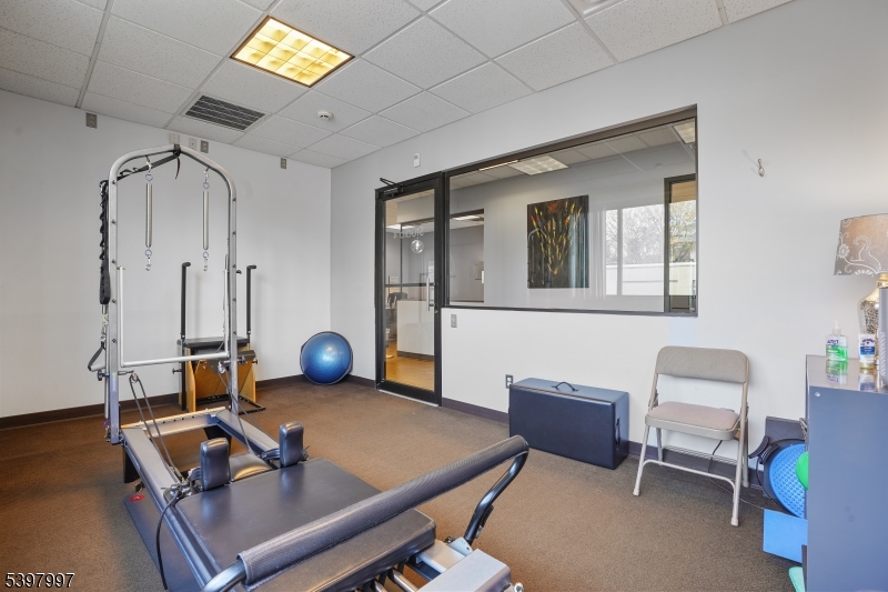 Millburn Twp., NJ 07041,10 E Willow St