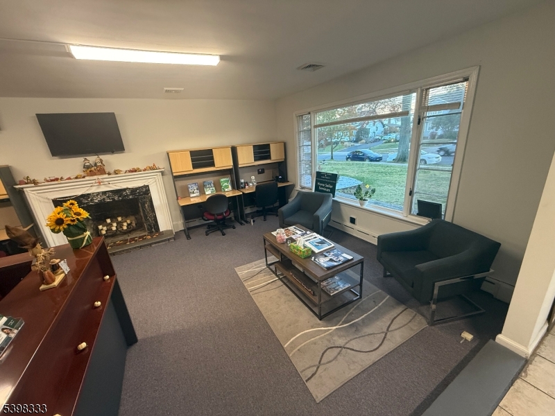 Linden City, NJ 07036,918 N Wood Ave