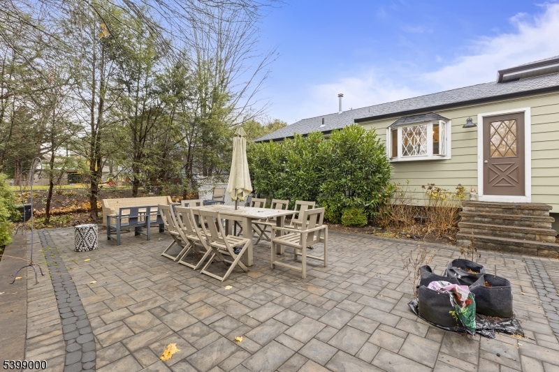 Wanaque Boro, NJ 07465,36 Willow Way