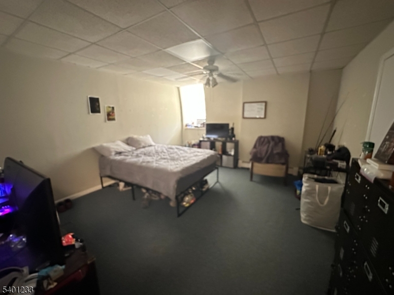 Madison Boro, NJ 07940,17 Waverly Pl #9