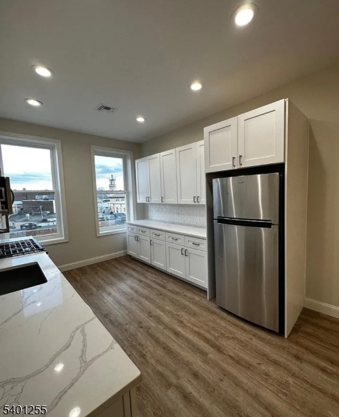 Westfield Town, NJ 07090,118 E Broad St #3