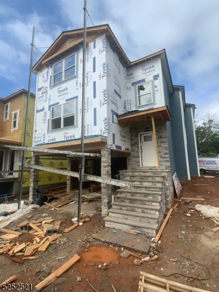 Elizabeth City, NJ 07208,301 Chilton