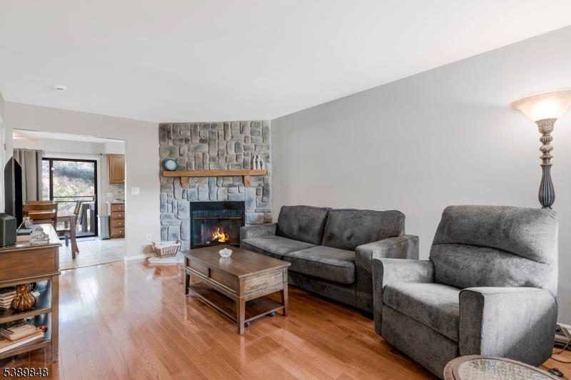 Raritan Twp., NJ 08822,404 Willow Ct