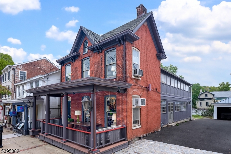 67 Bridge St, Lambertville City, NJ 08530