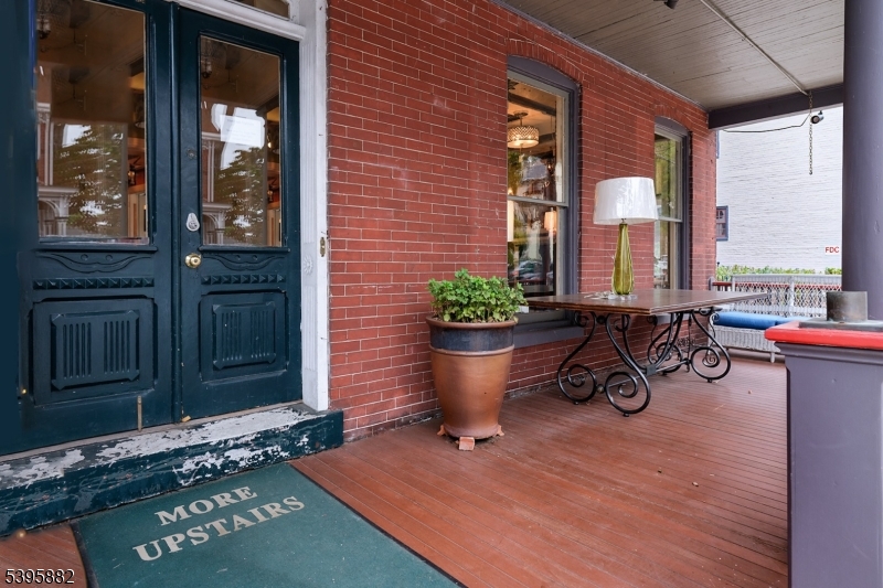 Lambertville City, NJ 08530,67 Bridge St