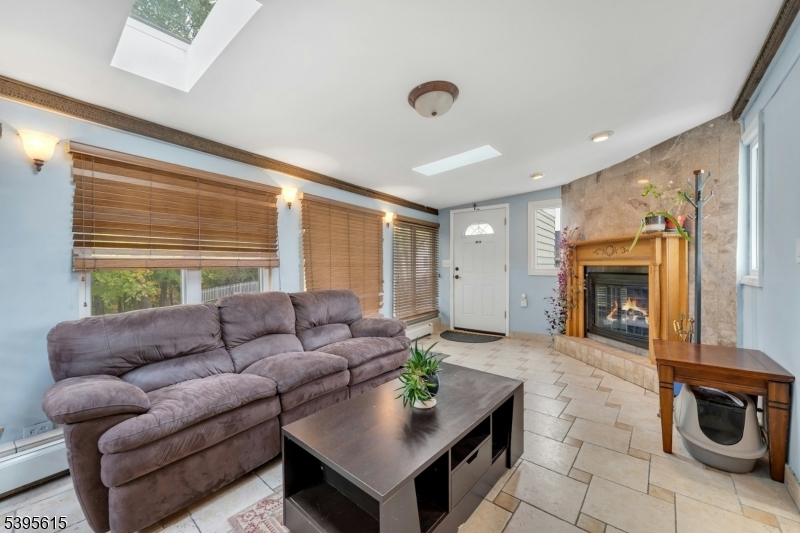 Wayne Twp., NJ 07470,66 Leonard Ter