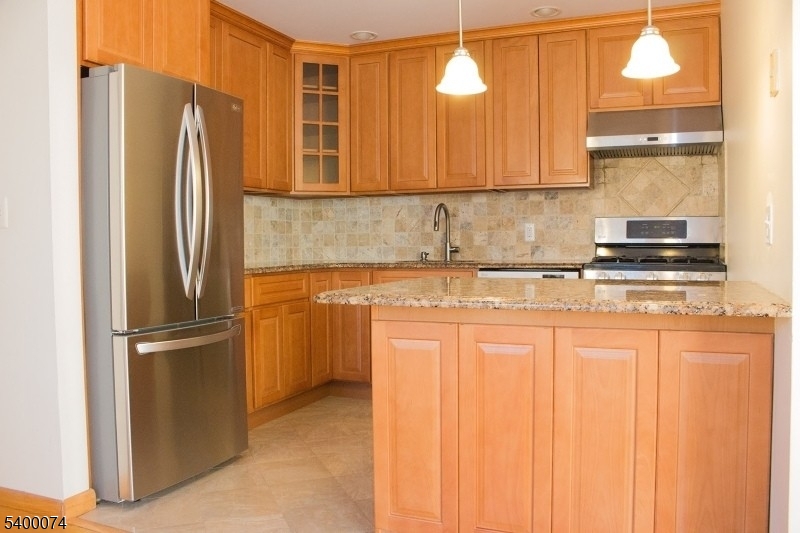 Cliffside Park Boro, NJ 07010,185 Main Street-C000A A #A