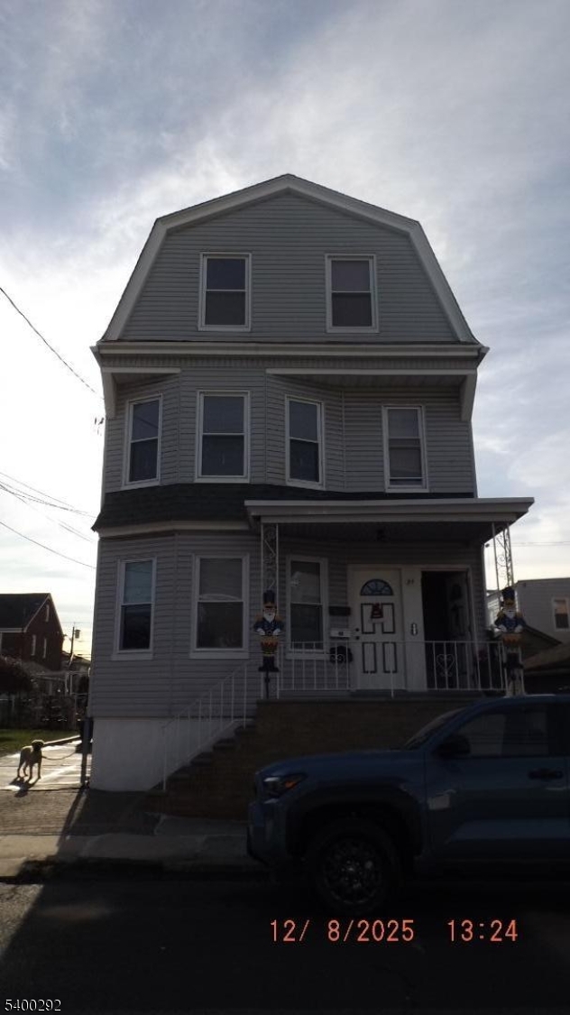 71 Crystal St, North Arlington Boro, NJ 07031