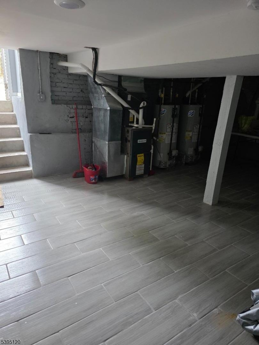 City Of Orange Twp., NJ 07050,229 N Center St