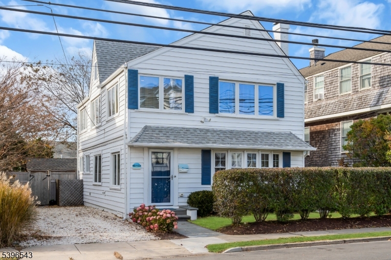 Bay Head Boro, NJ 08742,440 Lake Ave